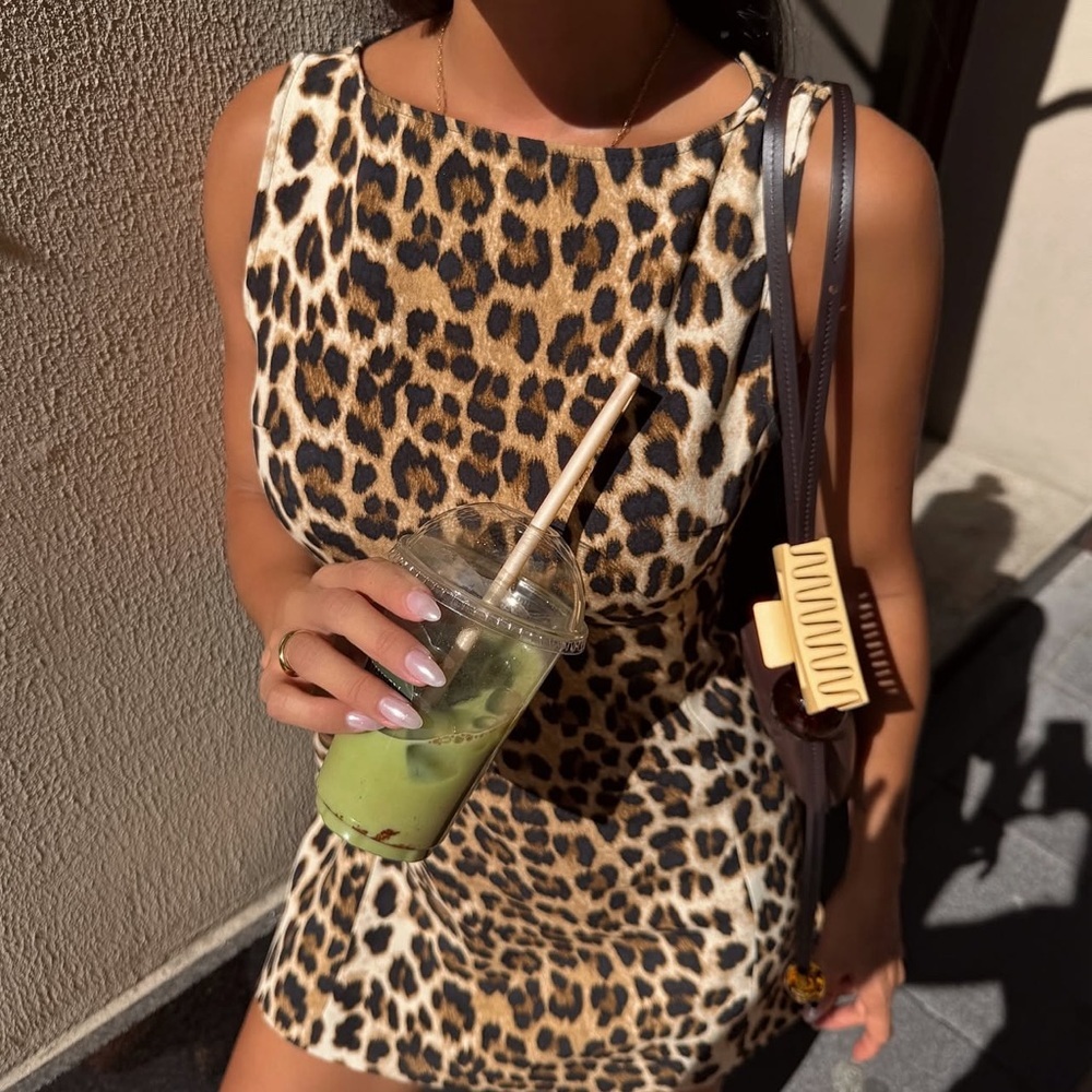 Leopard Cheetah Print Sleeveless Dress - Picture 4 of 9